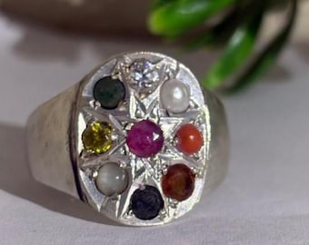 Anillo Navaratna, plata de ley 925, anillo de astrología védica, anillo de nueve piedras preciosas, anillo Navratna de la suerte, anillo Navratna indio. Navratna hindú