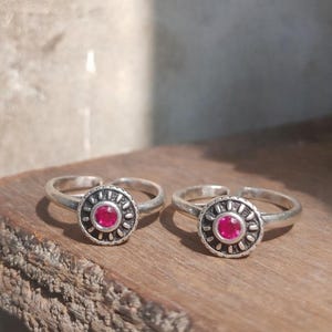 925 Sterling Silver Toe Ring with Lab-Created Ruby