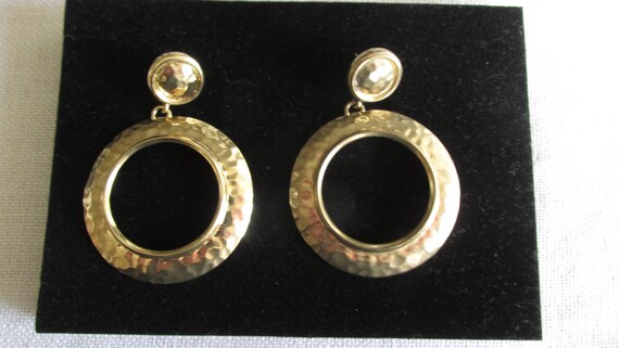 Vintage Hammered Gold Tone Hoop Earrings