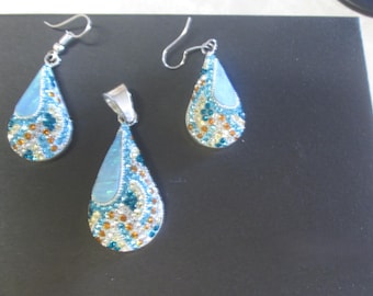 Sparkle Allegra Pendant and earrings mark Mexico Silver Tone