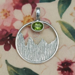 Green Peridot Cut Stone 925 Sterling Silver Pendant Yellow Gold & Rose Gold Plated Pendant Handmade Unique Design Circle Pendant Gift