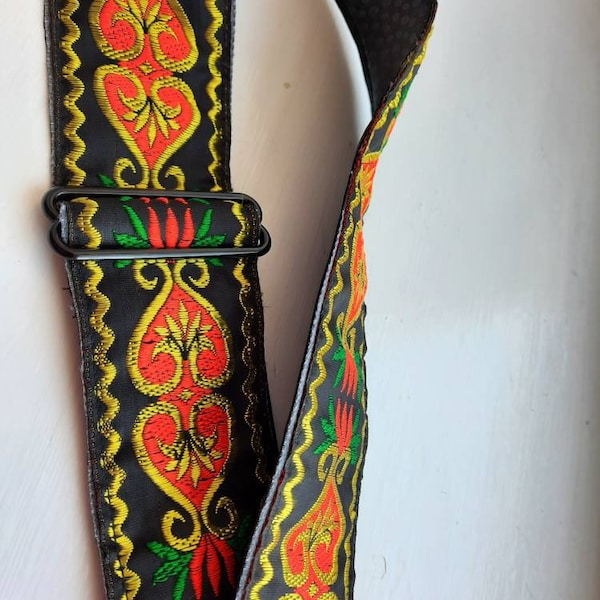 Folk Heart Guitar Strap - limited edition