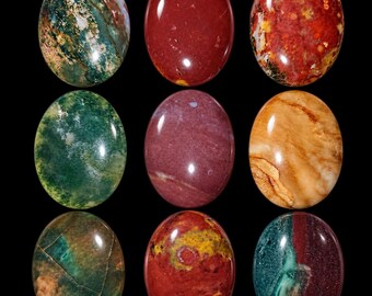 Set of nine stone cabochons 40x30 609Ct
