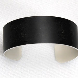 Anodized aluminum cuff bracelet blanks, 3/4 inch x 6 inch, BLACK, one dozen for engraving, stamping, wire wrapping, embellishment