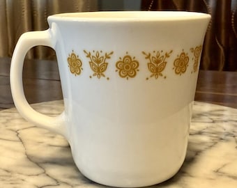 Vintage Pyrex Corning Ware 1410 Butterfly Gold Coffee Cup Mug D Handle USA