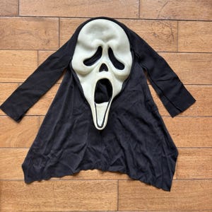 Gen 1 ghostface mask - Etsy 日本