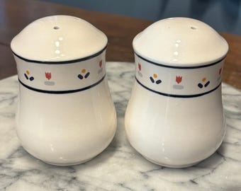 VTG 1983 JCPenney 80s Country Borders Salt Pepper Shakers Japan Cottage Core