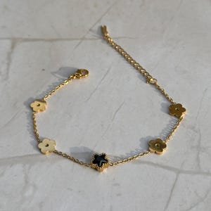 Delicate Black and Gold Flower Bracelet - Handcrafted 925 Silver & 18k Gold Plating