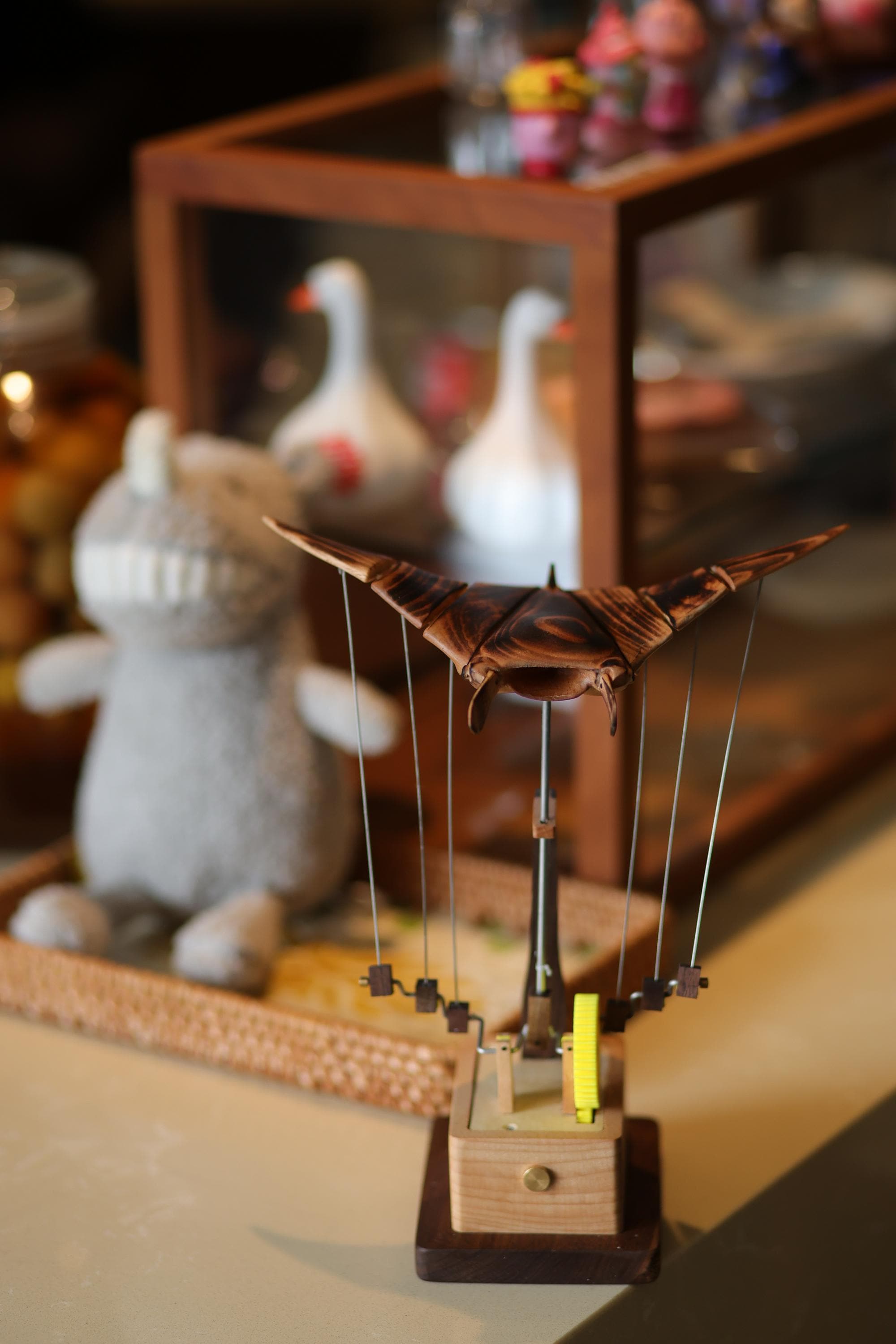 Handmade Wooden Automata – Flying Manta Ray | Mechanical Ocean Art ...