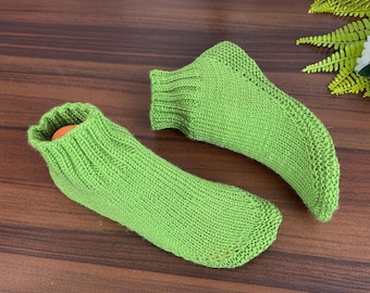Slipper Socks Pattern PDF – Knit Your Own Home Slippers, Two Needle Knitting for Women