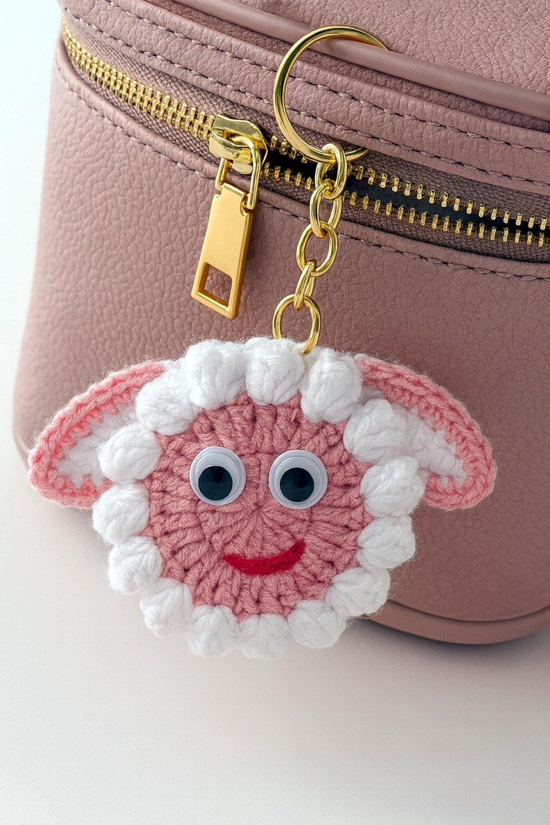 Sheep Face Crochet Keychain Pattern PDF Fluffy Round Smiley Applique Bag Charm Tutorial, English & German image 10