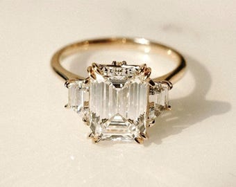 Emerald Cut Lab Grown Diamond Ring, Three Stone Engagement Ring, Side Trapezoid Cut Ring, Lab Diamond Wedding Ring, Luxury Trilogy Ring.