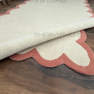 Scalloped Edge Rug – Cream and Pink Wavy Border Carpet | Minimal Modern Tufted Area Rug for Bedroom, Living Room & Aesthetic Home Decor Rug