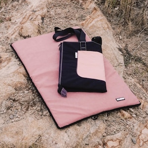 Bolsa de transporte para cama de viaje portátil para perros / Equipo impermeable para ciudad y exteriores / Bolsa todo en uno BONES - Rosa empolvado