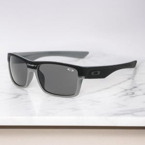 NEW*Oakley Two Face Black-Silver/Grey Polarized Sunglasses 9189-46 image 5