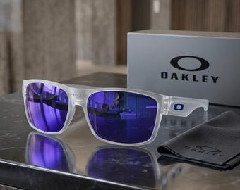 NEW*Oakley Two Face White/Ice Blue Polarized Sunglasses 9189-46 (NO BOX)