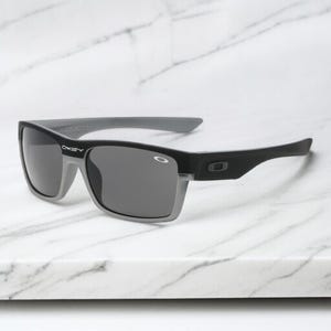 NEW*Oakley Two Face Black-Silver/Grey Polarized Sunglasses 9189-46 image 15