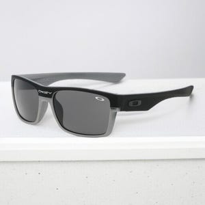 NEW*Oakley Two Face Black-Silver/Grey Polarized Sunglasses 9189-46