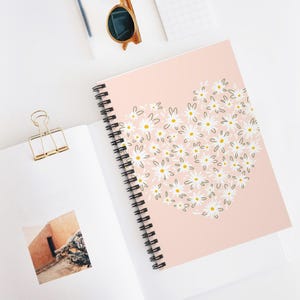 Bezauberndes Blumenherz-Spiralnotizbuch - Linoldruck, niedliches Briefpapier, Geschenk für sie, Journaling, Schulmaterial, Naturliebhaber