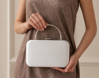 Bolso de mano plateado satinado, bolso de boda con asa superior, bolso de noche con correa de cadena.