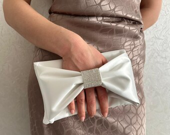 Ivory Satin Bow Bridal Clutch – Rhinestone Wristlet Evening Bag for Wedding