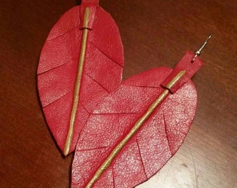 Leather earrings, leaf design. (smaller leaves)