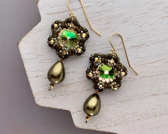 Beadwoven Emerald Green Swarovski Crystal Celestial Flower Earrings with Sage Large Pearl Drop, Prom Earrings, Stage Earrings