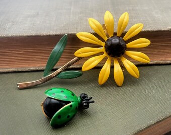 Vintage Yellow Daisy Flower and Green Ladybug Pins / Set of Two / Retro Metal Enamel Flower and Bug Brooch