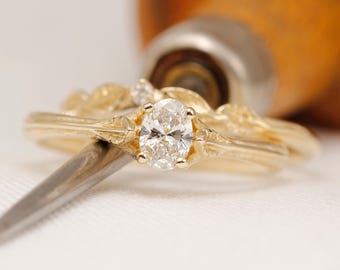 14k Yellow Gold Oval Lab Grown Diamond Wedding Ring Set