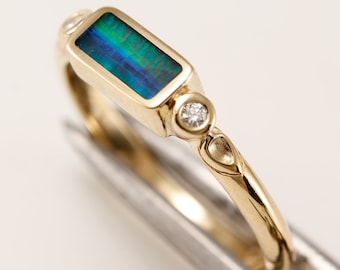Australian Crystal Opal Ring: 14k Gold Diamond Leaf Accent, Size 5 1/2