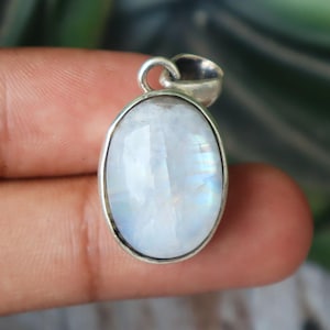 Natural Rainbow Moonstone, Blue Flash Moonstone,925 Sterling Silver, Handmade Pendant, Boho Pendant Unique Pendant,Oval Pendant,Gift For Her
