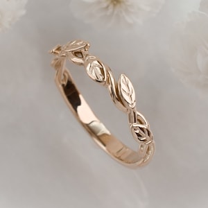 Woven Vine Ring in Solid 14 karat or 10 karat Yellow, White, or Rose Gold, Intertwined Vine Band