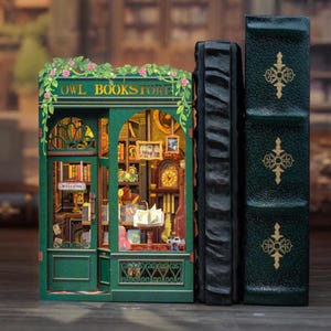 BookStore Nook Kit™ + FREE Lights