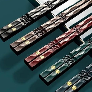 5 Paar wiederverwendbare asiatische Essstäbchen-Set - Sushi-Sticks im japanischen / chinesischen / koreanischen Stil - Umweltfreundliche Kunststoffutensilien für Restaurants und Geschenke