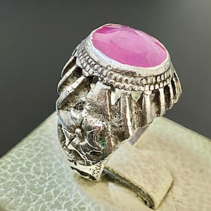 Bague pour homme en rubis rouge, faite main, argent massif 925, bijou artisanal en pierre précieuse, bague d'exception pour homme