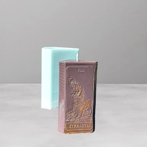 Stärke Tarot Kartenform Silikonform handgemachte spirituelle Kerzenform Hexerei Silikonformen Frau mit Löwe Form Ritualform Wicca