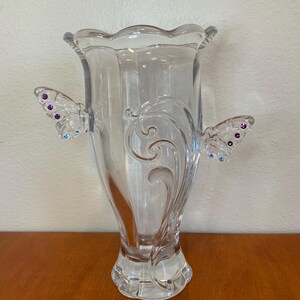 Lenox Butterfly Meadow Vase, Full Lead Crystal, Made in Germany, Excellent Condition