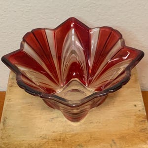 Vintage SOGA Glasschale | Mid-Century Modern Rubinrot & Klarglas | Japanisches Sternenmuster