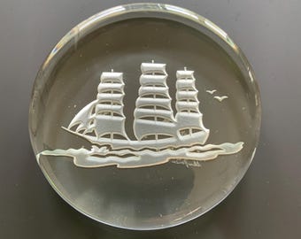 Signed Etched Glass Paperweight Glen Jones – Vintage Nautical Sailing Ship – 3.5”