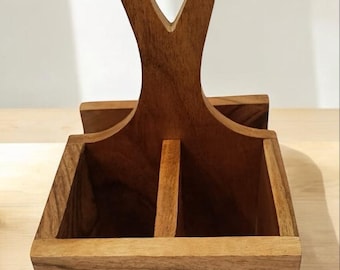 Handgefertigter Utensilienhalter aus Holz mit Griff, rustikaler Organizer für Löffel, Gabeln, Küchentisch