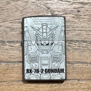 Anpassad lasergraverad Zippo-tändare – Gundam-tema, 5-sidig design bild 1