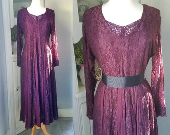 Vtg maroon romantic lace maxi dress full skirt long sleeve by Nostalgia M