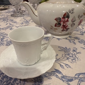 Tirschenreuth bavaria cup and saucer set - Etsy 日本 Tirschenreuth bavaria cup and saucer set - Etsy 日本
