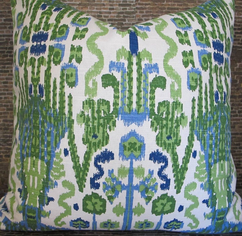 Housse de coussin design, Lacefield, ikat, vert Kelly image 3