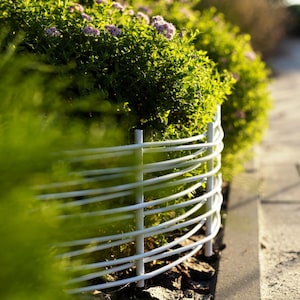 White Aluminum Garden Fence: Decorative Flower Bed Border - Set of 6