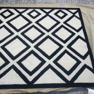 Handmade Wool Area Rug: Black and Beige Geometric Diamond Tufted Design