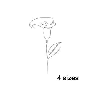 Pode incluir: Um desenho minimalista a traço de uma flor de copo-de-leite com uma única folha. A imagem é em preto e branco, com o texto "4 sizes" na parte inferior. A obra de arte é simples e elegante, adequada para arte de parede ou decoração de casa.
