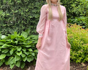 Vintage 1960’s Flower Power Chiffon Maxi Dress - M