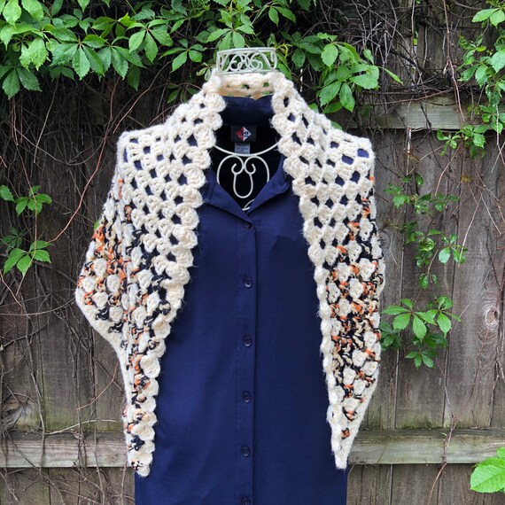 Vintage Boho 1960’s Crocheted Shawl - image 6