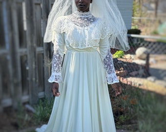 Vintage 1980’s Alfred Angelo Ivory Victorian Wedding Gown with Veil - Medium